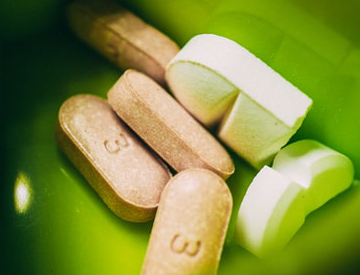 Dietary supplements and athlete performance : Needs vs want ?